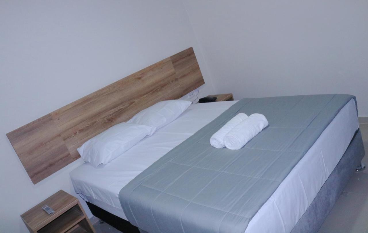 Hotel Kusnaya Piura Buitenkant foto