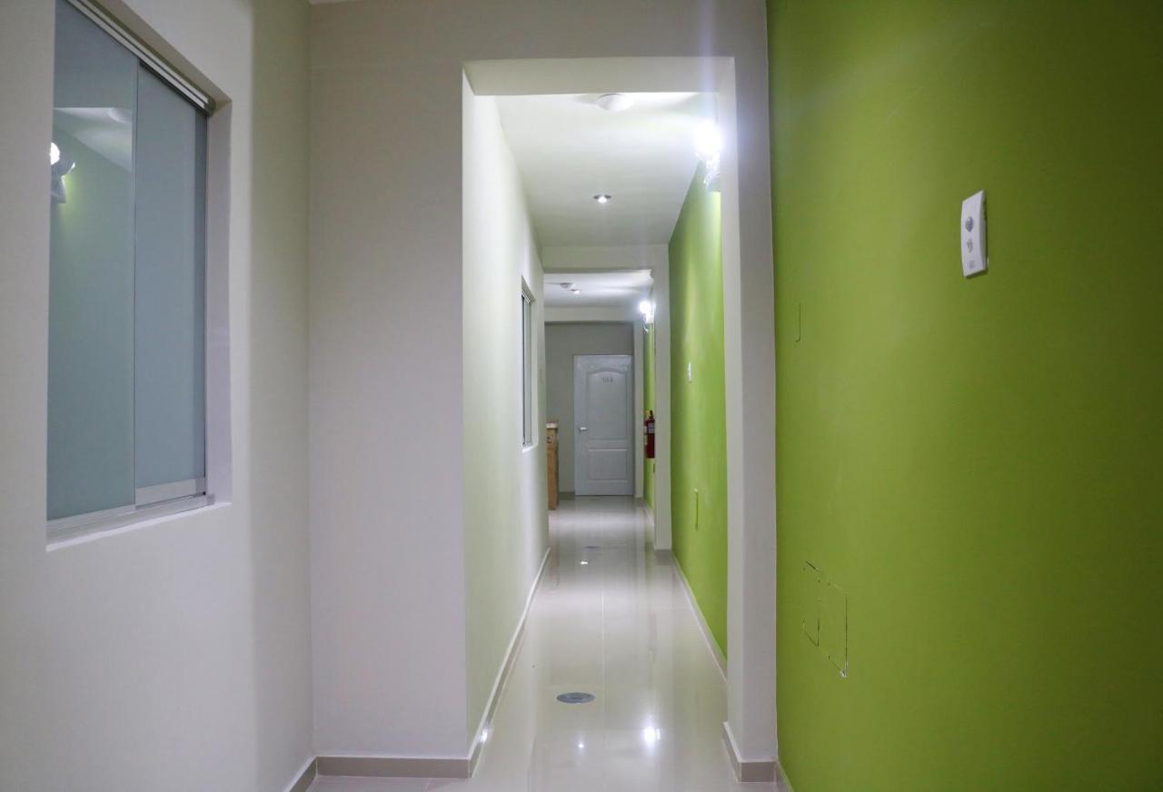 Hotel Kusnaya Piura Buitenkant foto